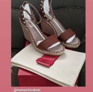 Valentino Rockstud Espadrilles